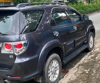 Toyota Fortuner  V  2012 - Bán xe Toyota Fortuner V sản xuất 2012, màu đen như mới