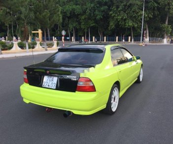 Honda Accord 1995 - Bán ô tô Honda Accord đời 1995, hai màu, xe nhập, 400tr