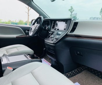 Toyota Sienna Limited Platinum 3.5 2018 - Bán Toyota Sienna Limited Platinum 3.5 nhập Mỹ, sản xuất 2018 siêu mới