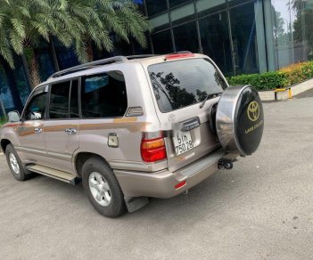 Toyota Land Cruiser    2000 - Bán ô tô Toyota Land Cruiser năm sản xuất 2000, màu bạc 