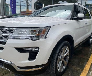 Ford Explorer 2018 - Bán Ford Explorer năm sản xuất 2018, màu trắng, xe nhập