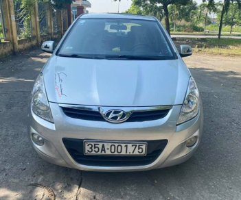 Hyundai i20   1.4 AT   2011 - Cần bán Hyundai i20 1.4 AT sản xuất 2011, màu bạc, nhập khẩu, giá chỉ 272 triệu