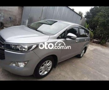 Toyota Innova 2.0E 2017 - Cần bán xe Toyota Innova 2.0E 2017, màu bạc, nhập khẩu xe gia đình