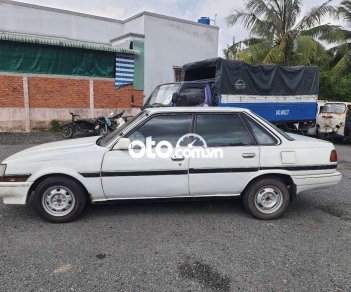 Toyota Corona 1986 - Cần bán Toyota Corona sản xuất 1986, màu trắng, nhập khẩu