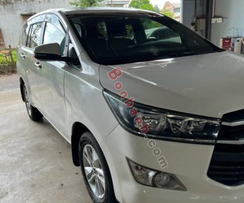 Toyota Innova   2.0E  2018 - Bán xe Toyota Innova 2.0E sản xuất 2018, màu trắng