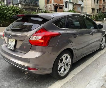 Ford Focus   Titanium  2015 - Bán xe Ford Focus Titanium đời 2015, màu nâu còn mới, 465 triệu