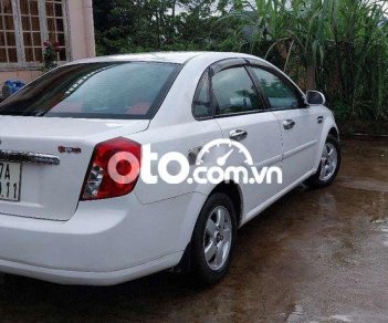 Daewoo Lacetti 2011 - Cần bán gấp Daewoo Lacetti năm 2011, màu trắng, giá chỉ 165 triệu