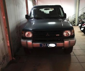 Mitsubishi Pajero     2000 - Bán ô tô Mitsubishi Pajero sản xuất năm 2000, màu xanh lam  