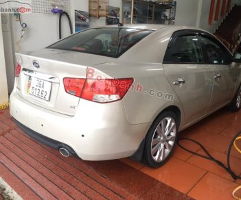 Kia Forte 2011 - Cần bán xe Kia Forte đời 2011, màu bạc, giá 282tr