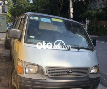 Toyota Hiace 2002 - Cần bán lại xe Toyota Hiace 2002, màu bạc