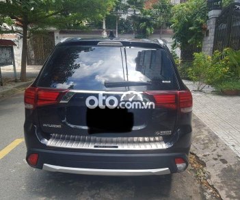 Mitsubishi Outlander   CVT 2.0AT  2019 - Bán Mitsubishi Outlander CVT 2.0AT sản xuất năm 2019, màu đen 