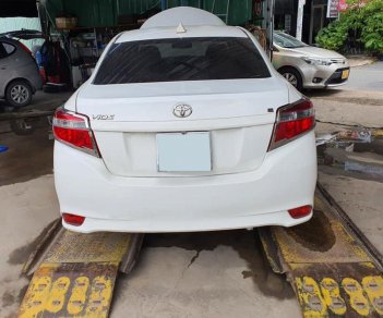 Toyota Vios 2015 - Cần bán xe Toyota Vios năm 2015, màu trắng