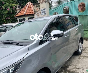 Toyota Innova   2.0E 2018 - Bán Toyota Innova 2.0E sản xuất năm 2018, màu bạc