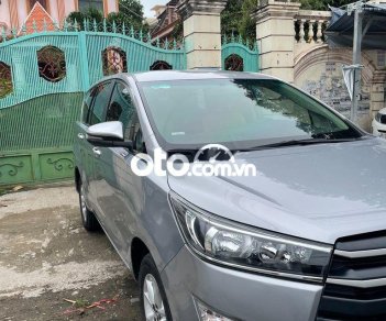 Toyota Innova   2.0E 2018 - Bán Toyota Innova 2.0E sản xuất năm 2018, màu bạc