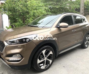 Hyundai Tucson   2018 - Cần bán lại xe Hyundai Tucson đời 2018, màu nâu, xe nhập xe gia đình, giá tốt