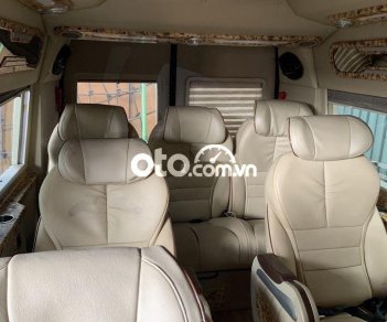 Ford Transit Limousine 2017 - Bán xe Ford Transit Limousine năm 2017, màu đen xe gia đình