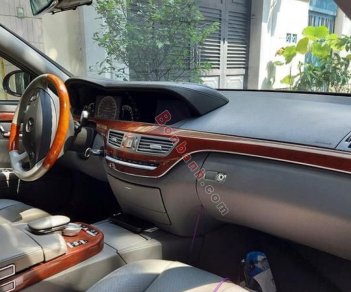 Mercedes-Benz E240 2004 - Bán Mercedes E240 đời 2004, màu bạc giá cạnh tranh