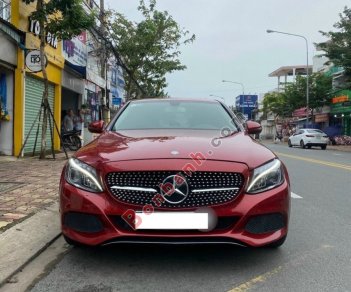 Mercedes-Benz C200 2016 - Bán Mercedes C200 năm sản xuất 2016, màu đỏ