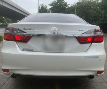 Toyota Camry   2.5Q  2018 - Cần bán lại xe Toyota Camry 2.5Q năm 2018, màu trắng  