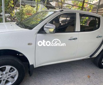 Mitsubishi Triton 2014 - Xe Mitsubishi Triton sản xuất 2014, màu trắng