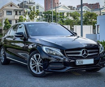 Mercedes-Benz C200 2015 - Cần bán Mercedes C200 2015, màu đen, giá tốt