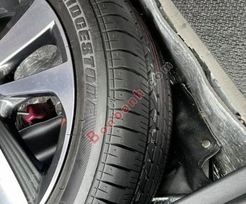 Toyota Yaris   1.5G  2020 - Cần bán lại xe Toyota Yaris 1.5G năm 2020, màu đỏ, xe nhập giá cạnh tranh