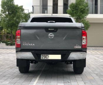 Nissan Navara   2.5AT 2016 - Cần bán lại xe Nissan Navara 2.5AT 2016, màu xám, nhập khẩu nguyên chiếc còn mới, giá 469tr