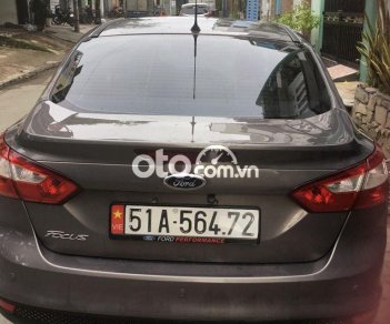 Ford Focus Titanium 2013 - Cần bán lại xe Ford Focus Titanium năm 2013, màu nâu xe gia đình