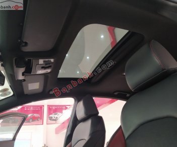 Kia Cerato   2.0 AT Premium  2020 - Bán xe Kia Cerato 2.0 AT Premium 2020, màu đen còn mới, giá chỉ 615 triệu