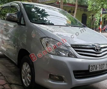 Toyota Innova 2009 - Bán Toyota Innova đời 2009, màu bạc