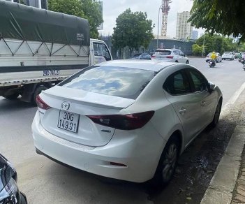 Mazda 3   1.5 AT  2018 - Cần bán xe Mazda 3 1.5 AT 2018, màu trắng còn mới