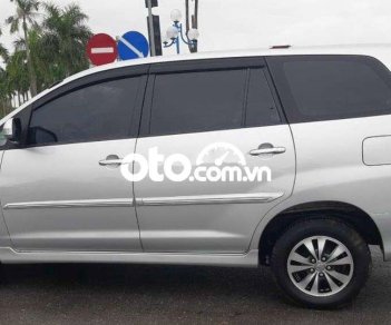 Toyota Innova  2.0E 2016 - Bán Toyota Innova 2.0E sản xuất năm 2016, màu bạc, giá 435tr