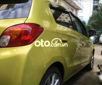 Mitsubishi Mirage 2014 - Bán xe Mitsubishi Mirage sản xuất 2014, màu vàng, nhập khẩu Thái, giá 288tr