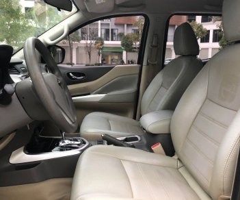 Nissan Navara   2.5AT 2016 - Cần bán lại xe Nissan Navara 2.5AT 2016, màu xám, nhập khẩu nguyên chiếc còn mới, giá 469tr