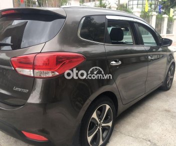 Kia Rondo 2015 - Bán Kia Rondo năm 2015, màu nâu, 495tr