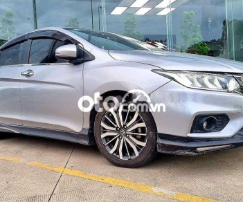 Honda City 2017 - Bán ô tô Honda City đời 2017, màu bạc