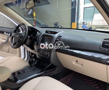 Kia Sorento 2018 - Xe Kia Sorento năm sản xuất 2018, màu trắng giá cạnh tranh