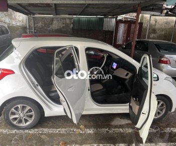 Hyundai Grand i10 2015 - Bán Hyundai Grand i10 năm 2015, màu trắng chính chủ