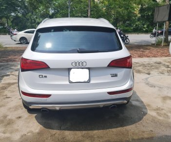 Audi Q5 2015 - Bán Audi Q5 Quattro 2.0l, màu trắng, sản xuất 2015, đăng ký 2016