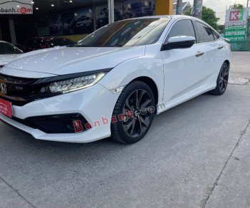 Honda Civic   RS 1.5 AT 2019 - Bán Honda Civic RS 1.5 AT sản xuất năm 2019, màu trắng, nhập khẩu nguyên chiếc, 780tr