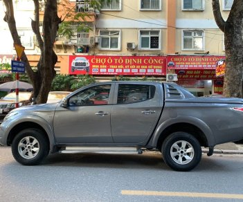 Mitsubishi Triton 2016 - Xe Mitsubishi Triton đời 2016, màu xám, xe nhập