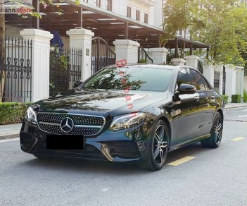 Mercedes-Benz E300 2019 - Bán Mercedes E300 sản xuất năm 2019, màu đen