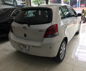 Toyota Yaris   1.3  2011 - Bán ô tô Toyota Yaris 1.3 2011, màu trắng, nhập khẩu, giá tốt