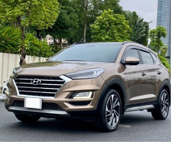 Hyundai Tucson   1.6 Tubor  2020 - Cần bán Hyundai Tucson 1.6 Tubor năm sản xuất 2020, màu nâu còn mới