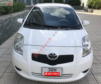 Toyota Yaris   1.3 AT  2009 - Bán Toyota Yaris 1.3 AT đời 2009, màu trắng, nhập khẩu nguyên chiếc