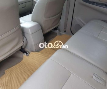 Toyota Innova  2.0E 2016 - Bán Toyota Innova 2.0E sản xuất năm 2016, màu bạc, giá 435tr