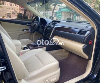 Toyota Camry 2017 - Cần bán xe Toyota Camry đời 2018, màu đen, nhập khẩu nguyên chiếc 