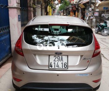 Ford Fiesta 2011 - Cần bán gấp Ford Fiesta sản xuất năm 2011 còn mới, 272 triệu