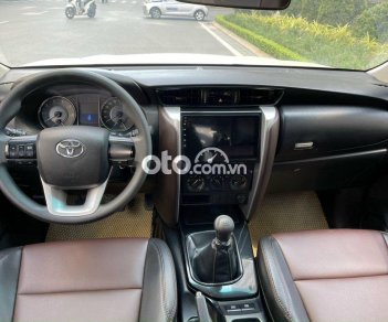 Toyota Fortuner 2017 - Bán Toyota Fortuner sản xuất 2017, màu trắng, xe nhập xe gia đình