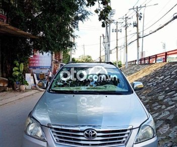 Toyota Innova     2013 - Bán Toyota Innova đời 2013, màu bạc, xe nhập xe gia đình, 328 triệu